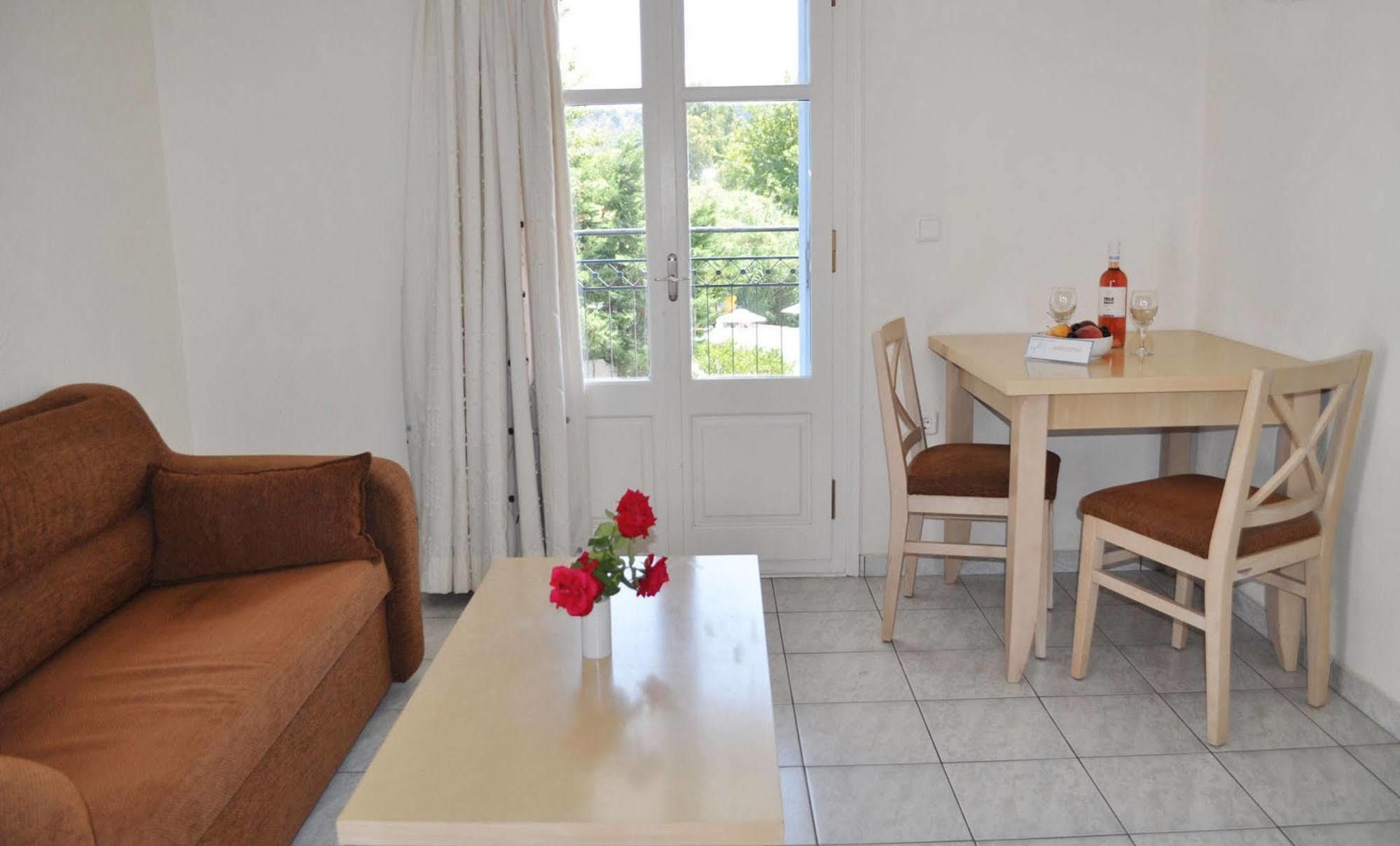 Marialena Village Platanias  Extérieur photo